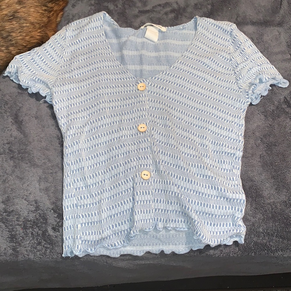 Cute blue crop top